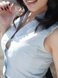 あきな
